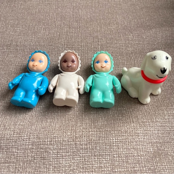 Little Tikes Other - Vintage Little Tikes Dollhouse Baby Figures and Dog Toy Set